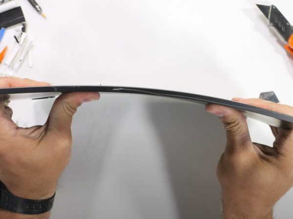 New iPad Pro performs well in extreme bend test, beats previous-gen